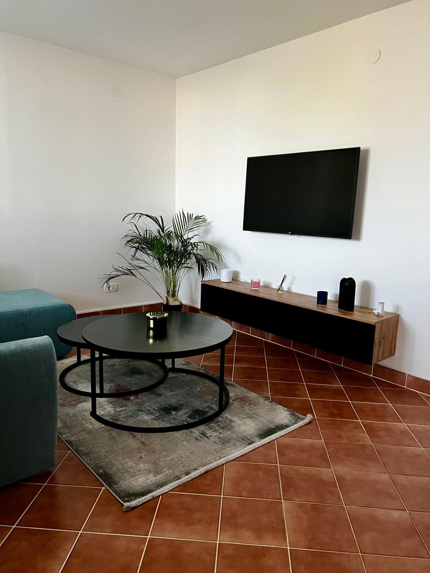 Eden Apartman Póla Kültér fotó
